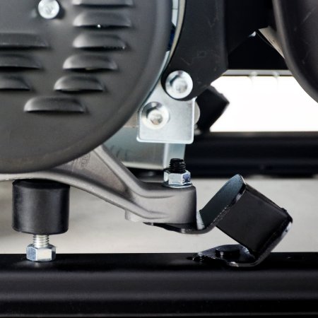 Бензиновый генератор с электростартером и коннектором автоматики FUBAG BS 7500 A ES в Москве фото