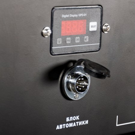 Бензиновый генератор с электростартером и коннектором автоматики FUBAG BS 7500 A ES в Москве фото