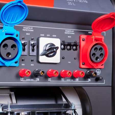 Бензиновый генератор FUBAG BS 8500 XD ES DUPLEX для одно и трехфазного режимов работы Бензиновый генератор FUBAG BS 8500 XD ES DUPLEX для одно и трехфазного режимов работы в Москве фото
